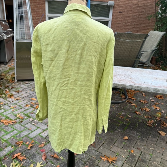 Dué Per Dué Collection sea green Linen button down long shirt - Picture 3 of 4